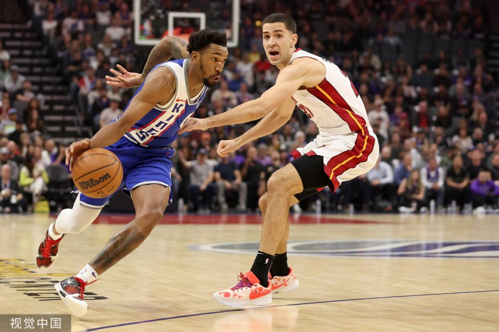 这对即将迎 这对即将迎