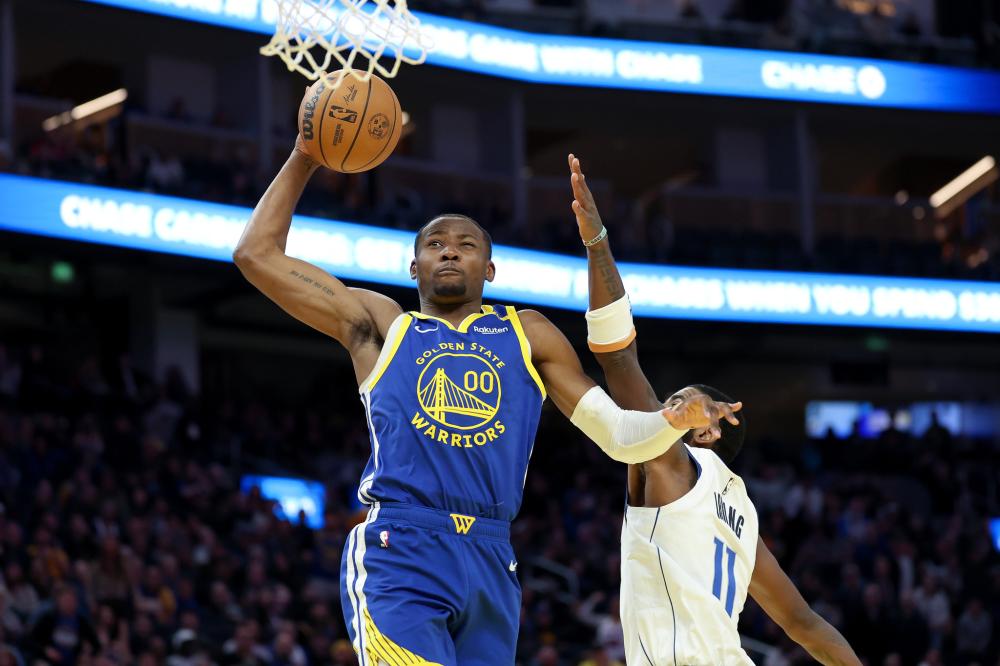 媒体采访时 媒体采访时