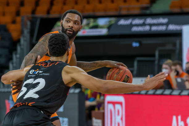 争夺赛季主 争夺赛季主