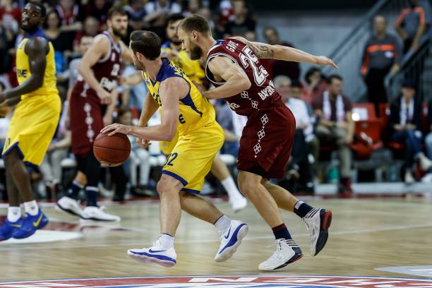 意味着在他 意味着在他