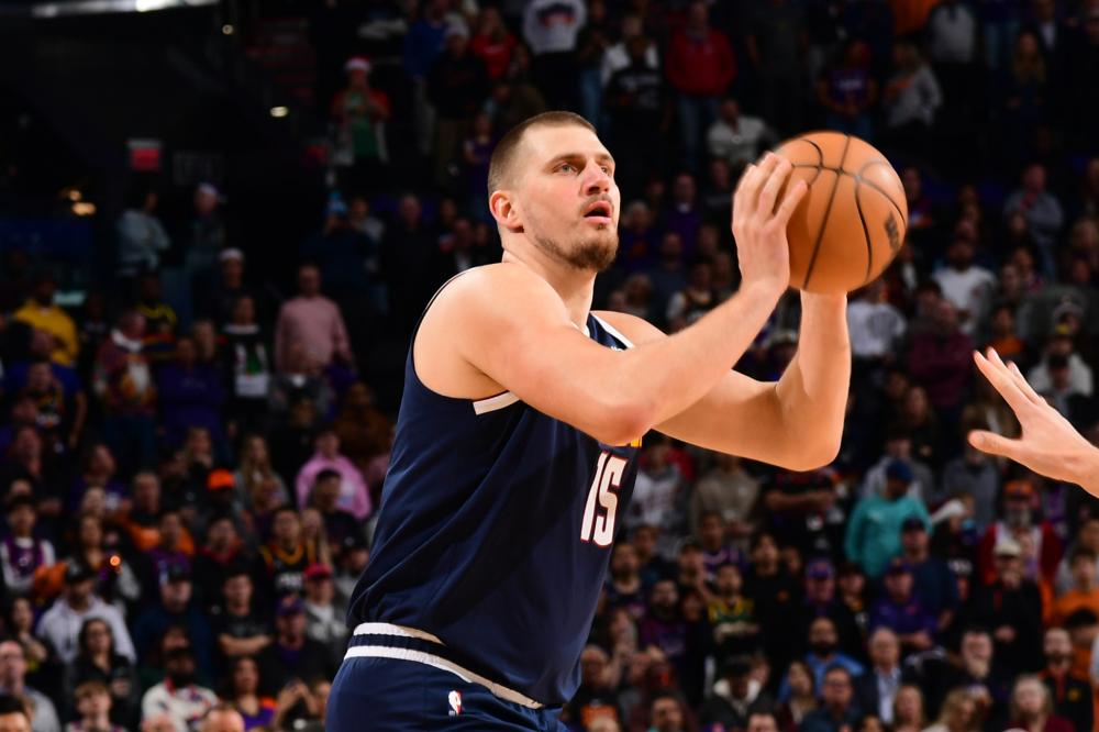 他曾效力于 他曾效力于